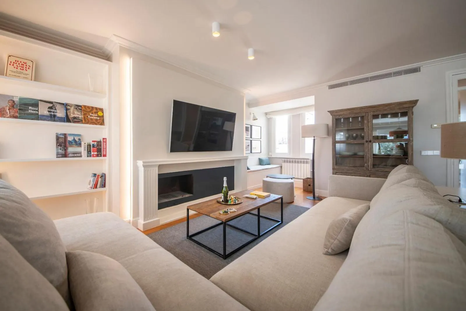 Atico Duplex Con Cinco Dormitorios Barcelona Apartment