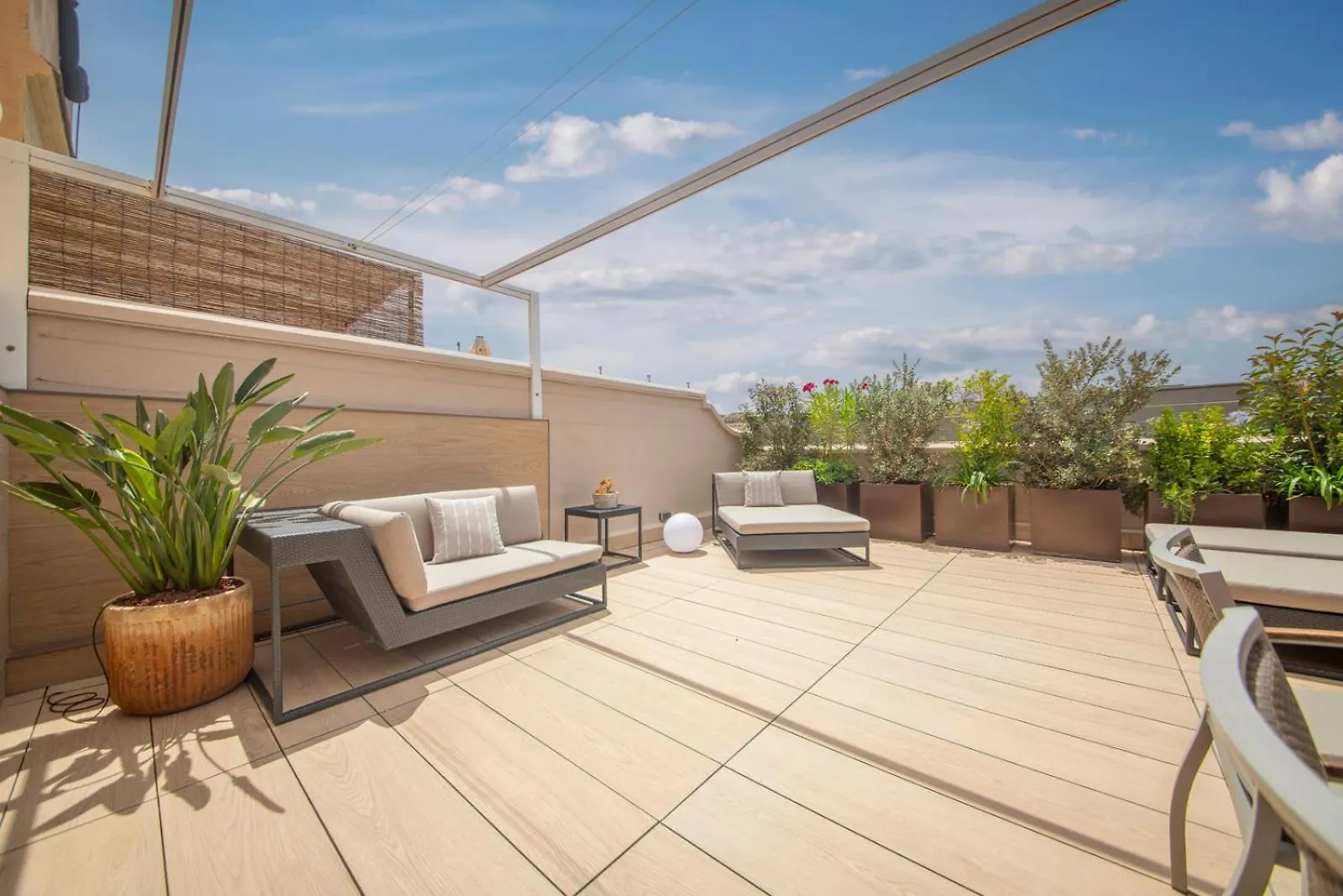 Atico Duplex Con Cinco Dormitorios Barcelona