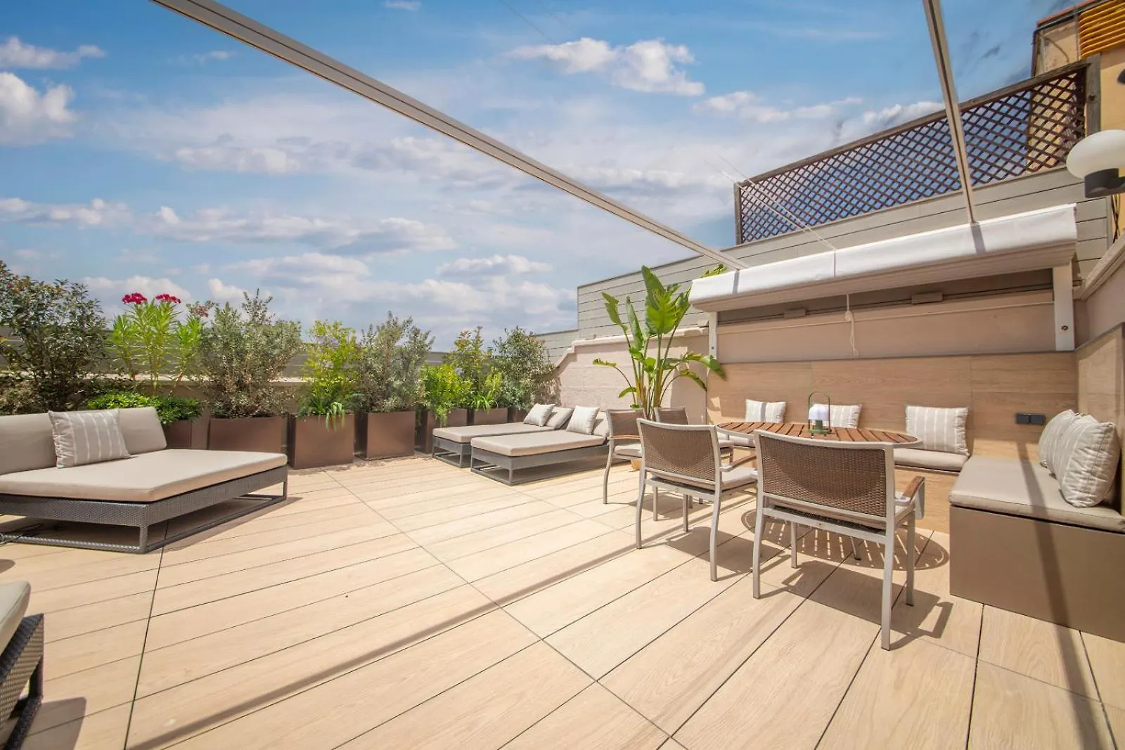 Atico Duplex Con Cinco Dormitorios Barcelona